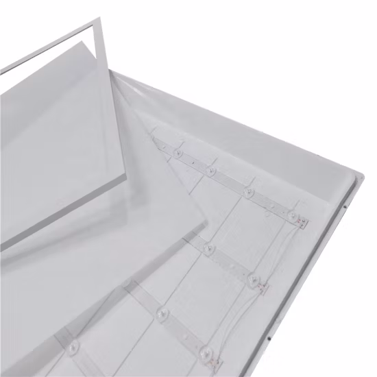 Éclairage de bureau haute luminosité 60X60 CCT LED panneaux de plafond lampe 36W 40W panneau LED rétro-éclairé IP54 avec CE CB